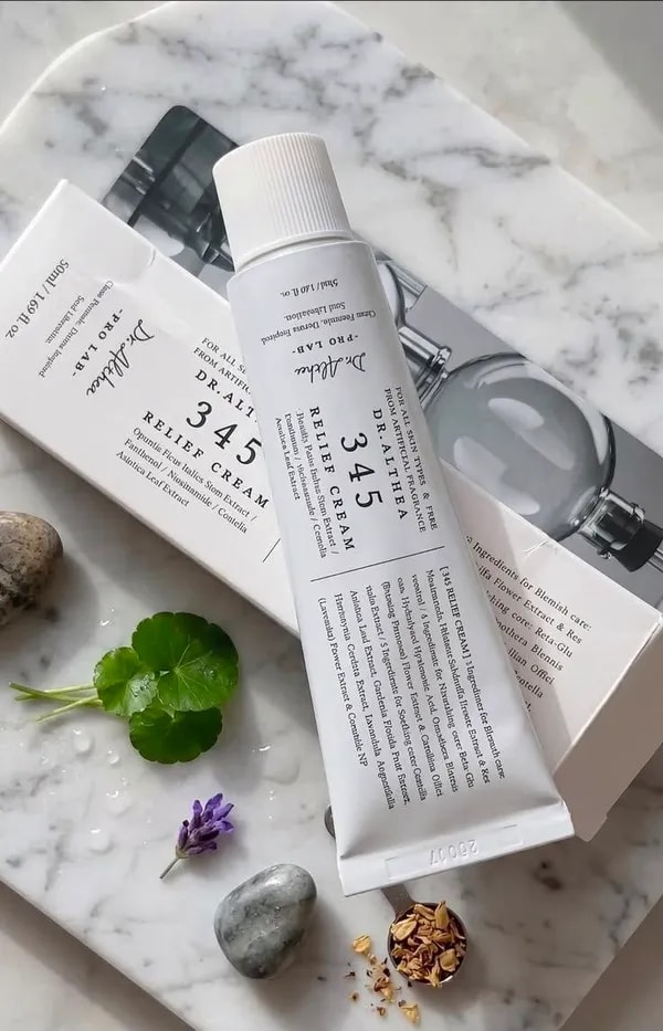 Лёгкий успокаивающий крем Dr. Althea 345 Relief Cream